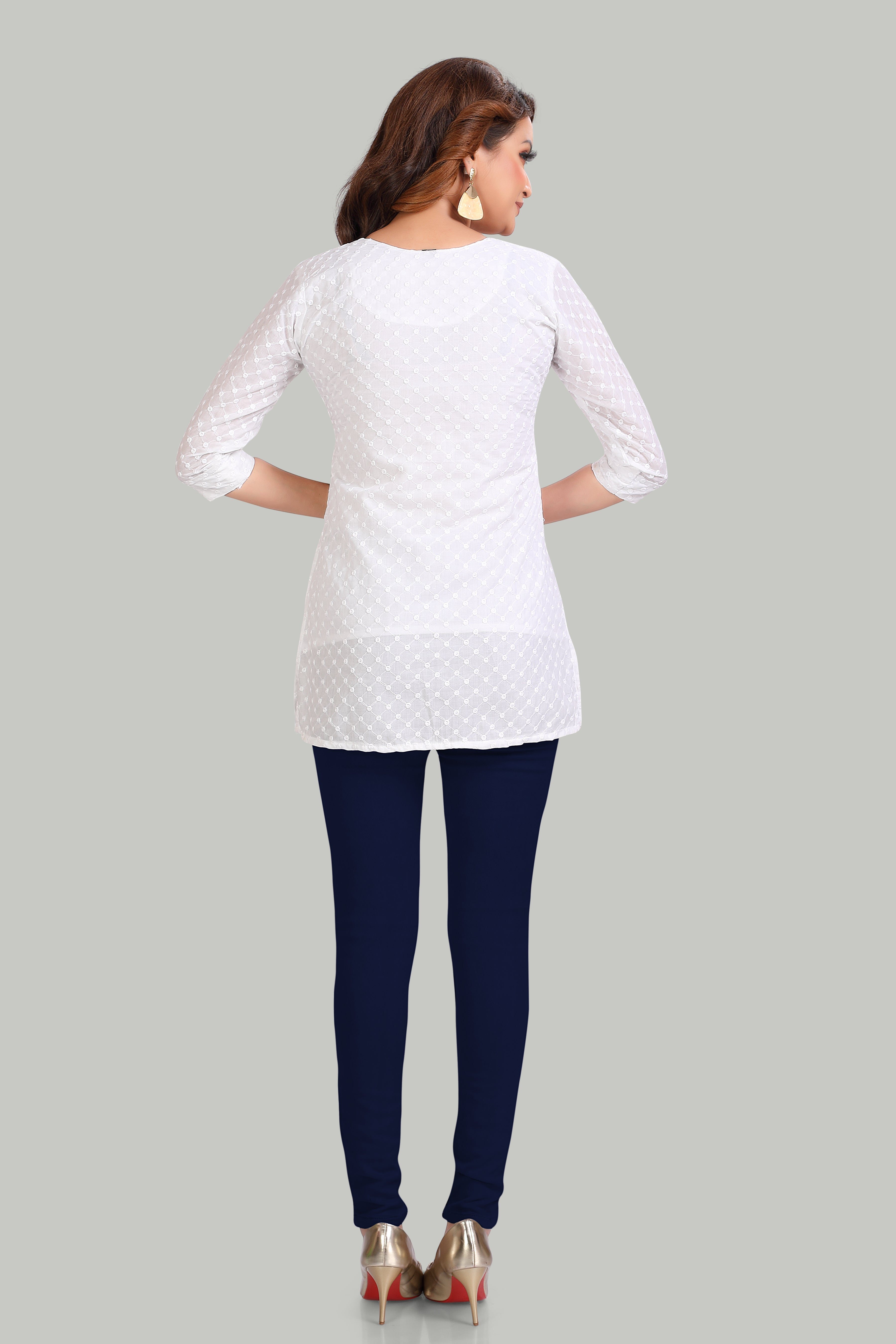 Elegant White Embroidered Kurti with Three-Quarter Sleeves