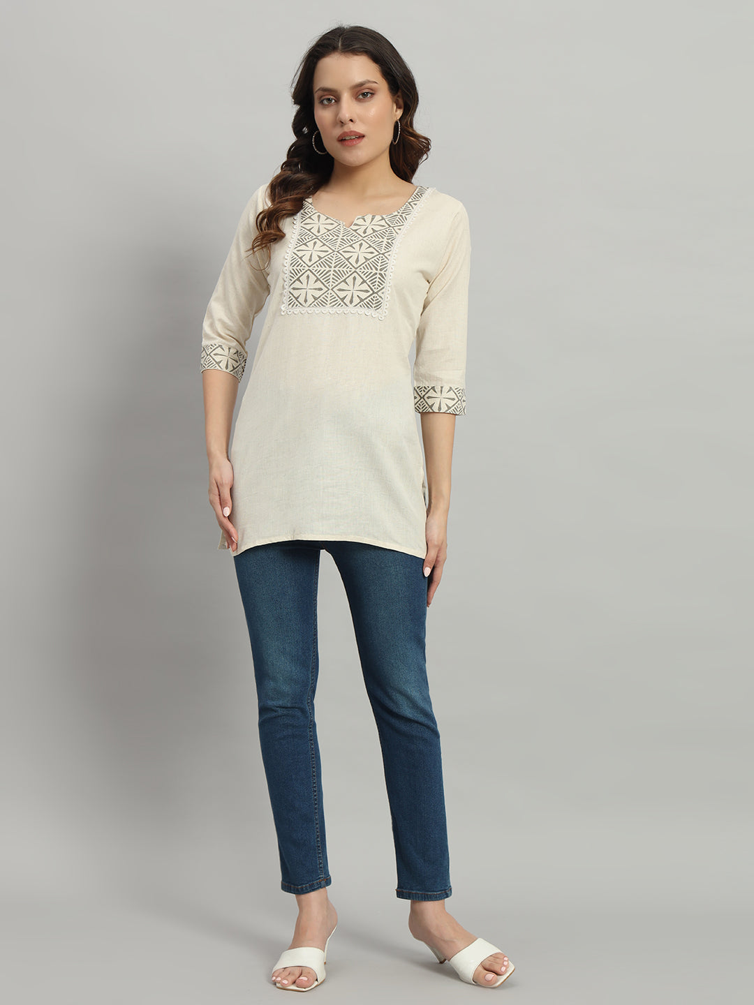 Cream Cotton Kurti with Geometric three-Quarter Sleeves