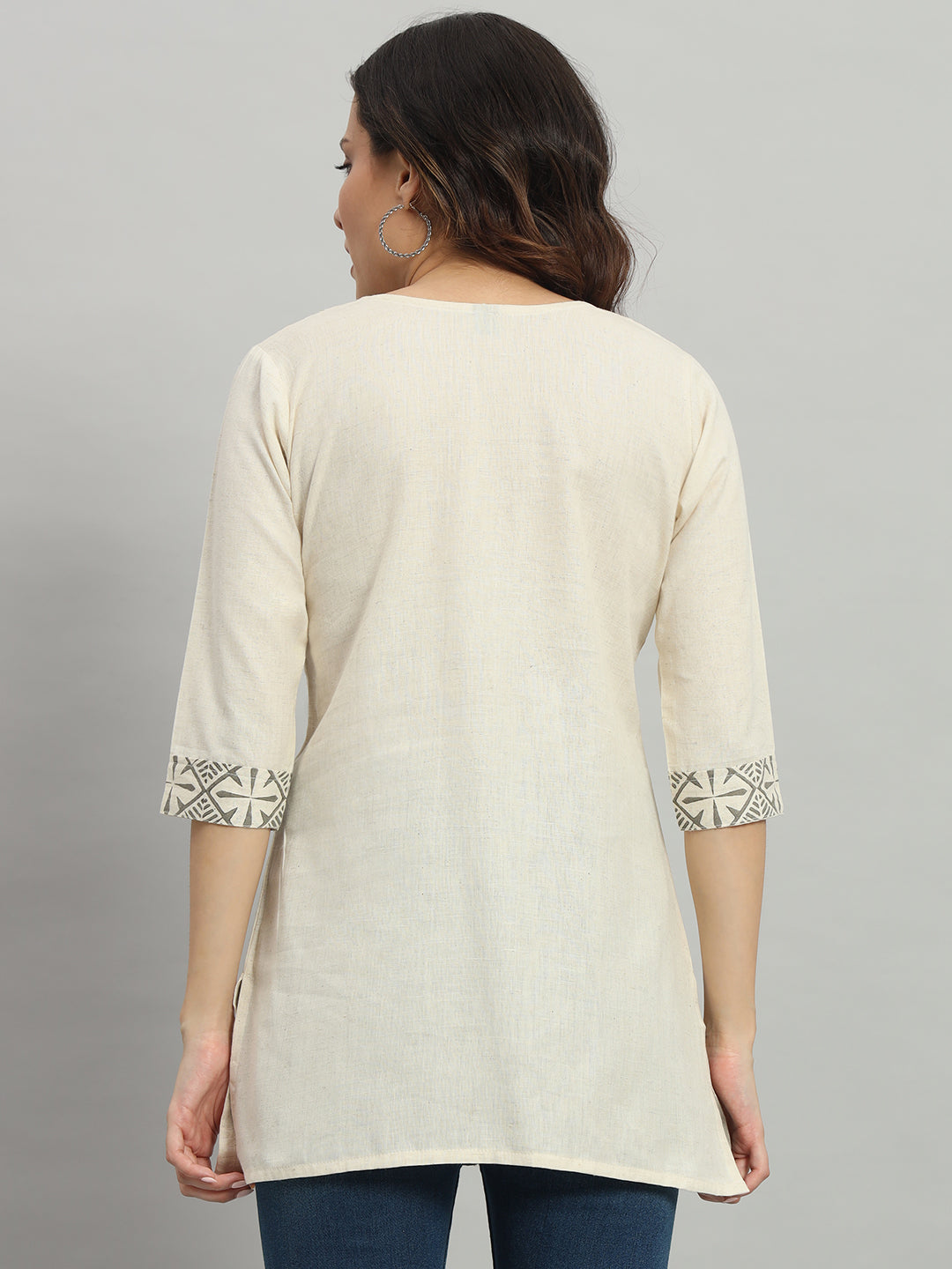 Cream Cotton Kurti with Geometric three-Quarter Sleeves